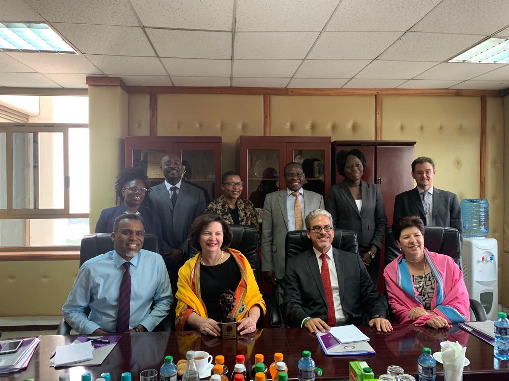 ODPP_KE's tweet photo. DPP Noordin Haji today hosted Brazilian Prosecutor General Dr Raquel Elias Ferreira Dodge to explore strategies and identify areas of synergies  in fight against corruption, human, drug and wildlife  trafficking 
#CourtesyCall_ODPP https://t.co/edWEX2BgfA