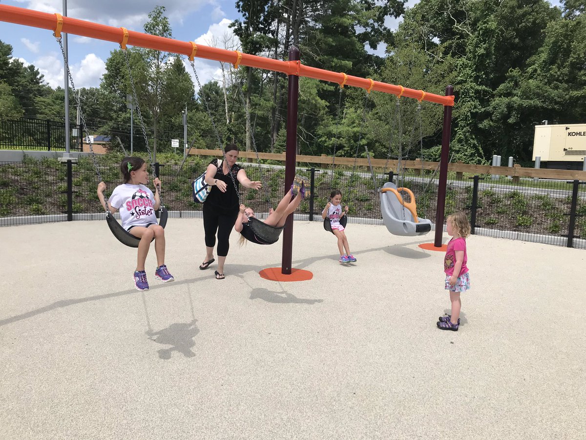DedhamECEC's tweet photo. Welcome to the first ECEC Summer Playground Playdate!!  #summerfun #newfriends #newschool #hotday https://t.co/5711MkXQ45