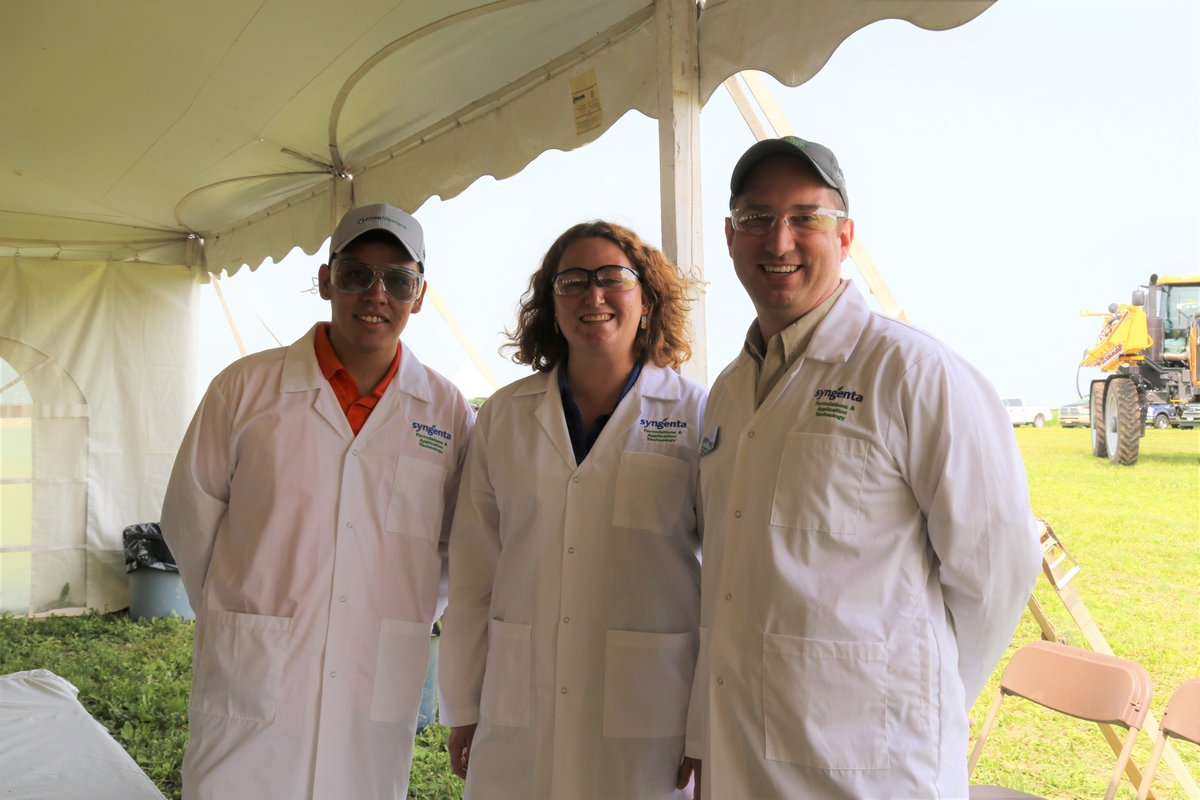 Central_ON_FS's tweet photo. Earlier this month, we held our annual Bringing You What's Next In Your Field Grower Days (maybe we saw you there?!).We wanted to take a moment to thank all of our sponsors and presenters who took time to present their agronomic information in an exciting and dynamic way! #BYWN19 https://t.co/s7X8TwJNZZ