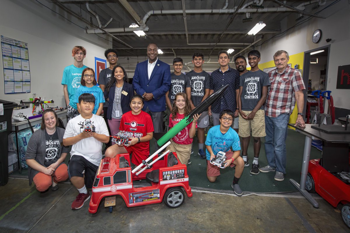 HoCoGovExec's tweet photo. After my first annual STEM Awards in May, I committed to visit our fierce community competitors. On my visit to @_hackground_ Youth Summer camp in Maple Lawn, these bright students showed off their coding space, model rockets, robots, drones, and more! https://t.co/BZ1y3z6xZI