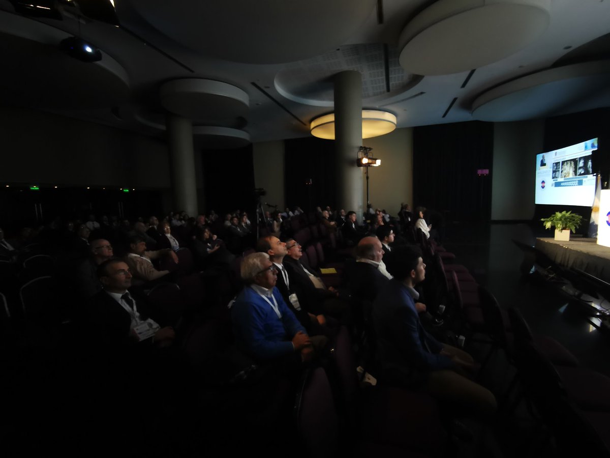 Argentina is always amazingly surprising! Huge audience for CMR in valve disease. #SACImagenes19 #CMR #SCMR #Ecosiac gracias Diego Pérez y Luciano de Stefano