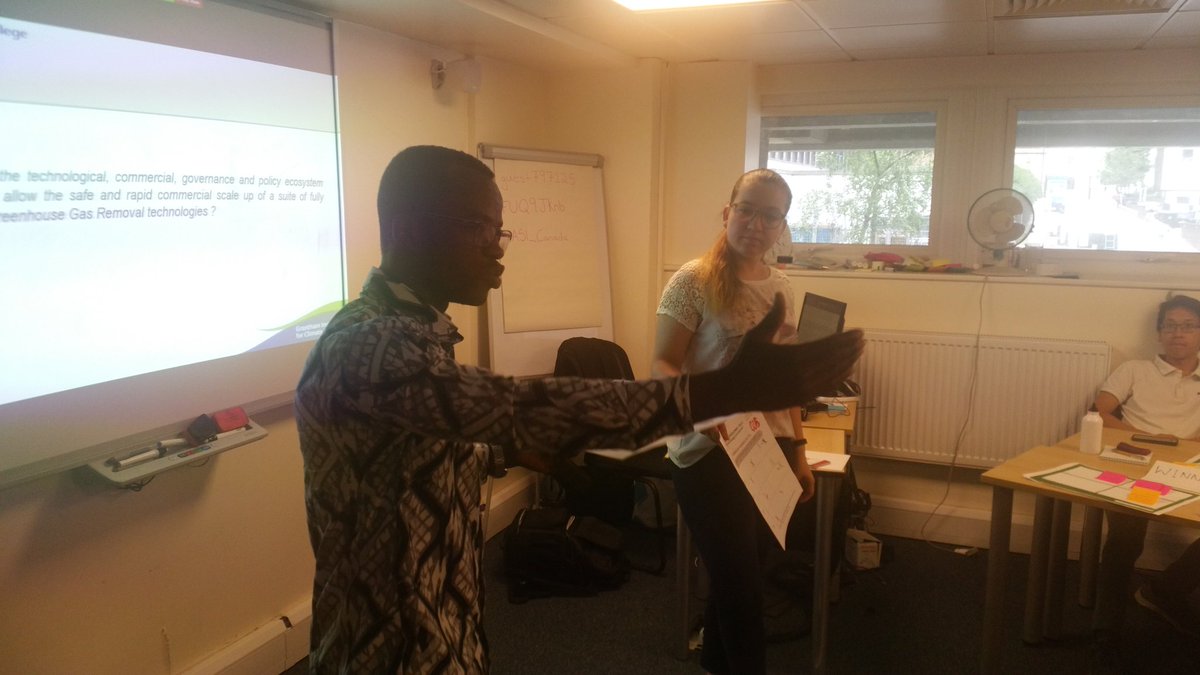 DrDavidWheeler1's tweet photo. While London has its hottest ever July day our brilliant #ASImasterclass students are led by Dr Mark Workman @imperialcollege learning how to assess & pitch #carbonsequestration technologies @asi_canada @IC_CEP @Grantham_IC @studentenergy SDGs https://t.co/GUi2TwT1Za https://t.co/cYvcE5kn95
