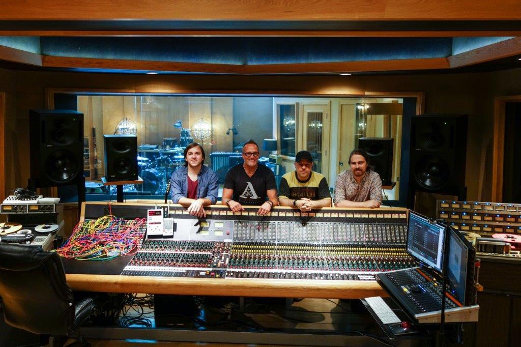 Genelec's tweet photo. We recently invited the Nashville audio community - engineers, producers and artists - to come experience the #GenelecS360 and #GLM3 calibration software first hand, in a world class studio environment. https://t.co/YjH9A2ZWdg @genelecusa @jwhitcore https://t.co/d4nCtFOcv4