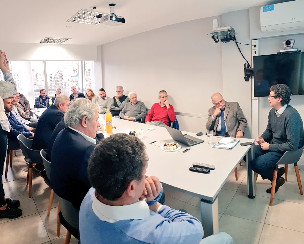 pba_ADIMRA's tweet photo. Jornada #Metalurgica Industria 4.0  con @gugamayer Secretario PYME del @PRODUCCION_ARG y Alejandro Predosa Presidente de la Comisión de #Tecnologia y Formación de @RedADIMRA
En #MarDelPlata con @ADIMRA_provBSAS

@2004Abin @AscensoresMDP
#CIMSBA #CINMDP https://t.co/R2U9uOtEIf