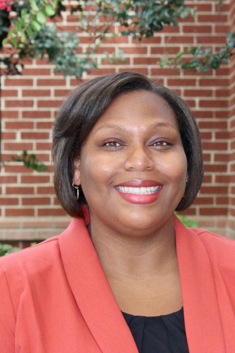 StMarysHome's tweet photo. We're proud to introduce you to our new controller, Robyn Jones. Robyn comes to us from Sentara Healthcare, where she was on the finance and accounting team for seven years. Welcome, Robyn! You can learn about Robyn on our website: https://t.co/AYj1lfOrm2 https://t.co/fBbtDY2YnJ