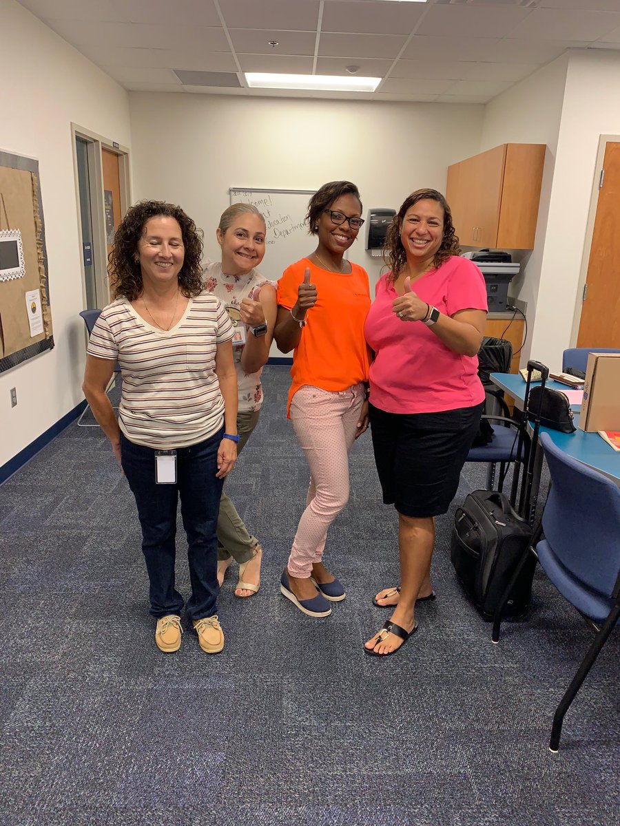 VCSMigrant's tweet photo. Team work makes the dream work! Last day of summer school @PES.   Thanks  to our migrant teachers.  Thanks for making a difference in the lives of our migrant students.  #❤️our migrantstudents https://t.co/Sx1CFGPoDl