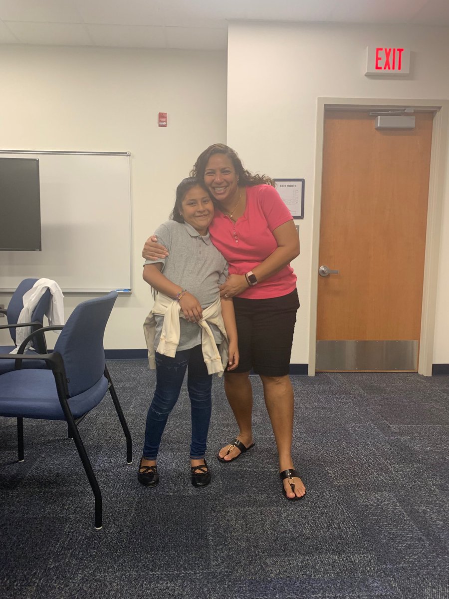 VCSMigrant's tweet photo. Team work makes the dream work! Last day of summer school @PES.   Thanks  to our migrant teachers.  Thanks for making a difference in the lives of our migrant students.  #❤️our migrantstudents https://t.co/Sx1CFGPoDl
