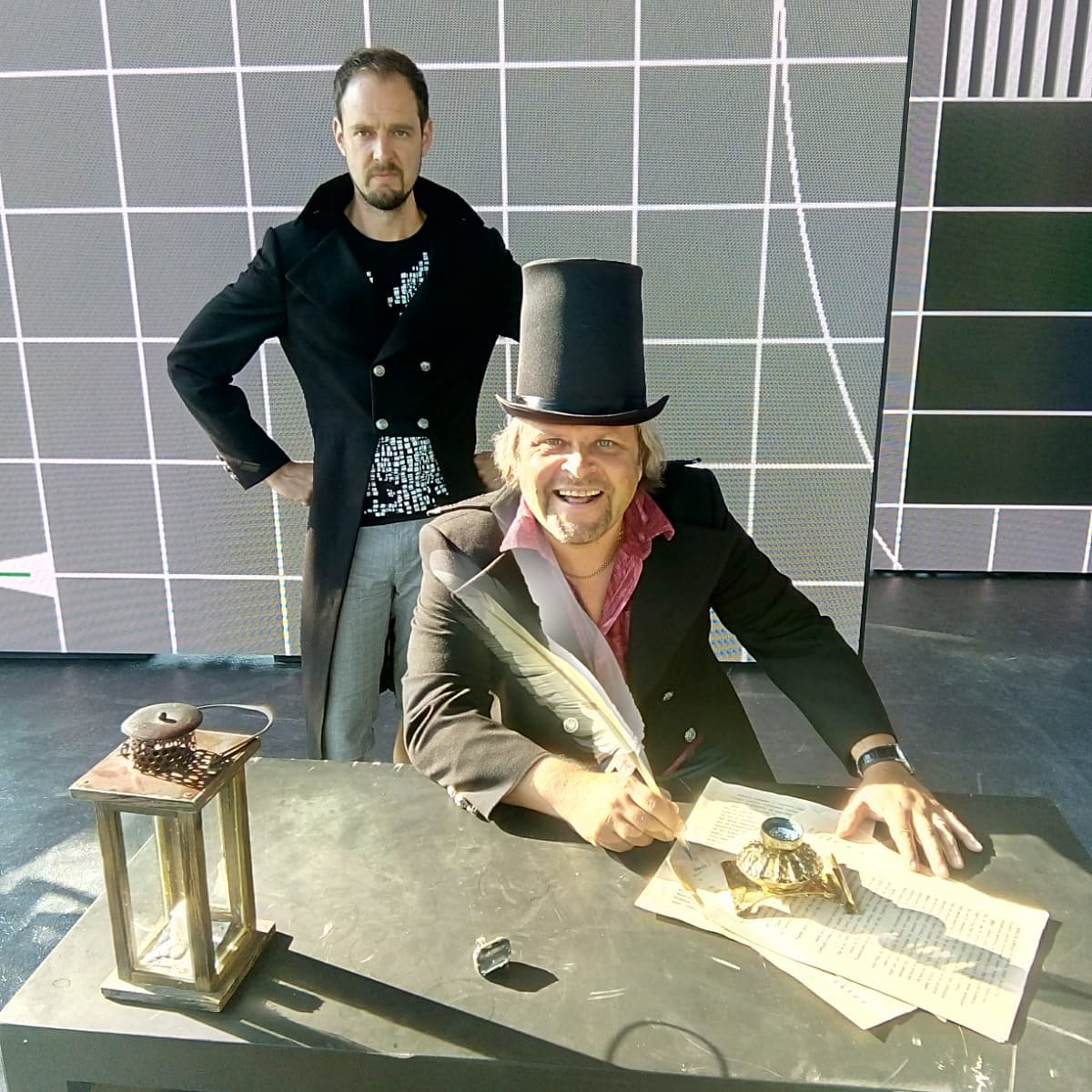 Tenor_Lapins's tweet photo. Gatavi izrādei! Šodien operas "Toska" ģenerālmēģinājums. Skarpija - Pierre Yves Pruvot, Spoletta - Andris Lapiņš, Šarone - Rinalds Kandalincevs. #Opera #Toska #Tosca #Puccini #music #mūzika #OperasSvētki #opersvētki #SiguldasOpermūzikasSvētki #Sigulda @Opersvetki @sigulda_aizrauj https://t.co/vIp7N0HSTv