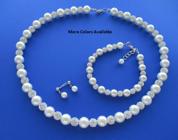 gaudreau_louise's tweet photo. A gorgeous jewelry set! #bridejewelryset #bridegiftset #bridegift #bridesmaidgift #BridesmaidJewelry #MaidofHonorgift #BridalPartyAccessories #BridalPartygift #bridaljewelry #weddingpartygift #weddingpartyjewelry #bridaljewelryset #weddingjewelry https://t.co/LRgY516kzN https://t.co/HYmd5HbUKE