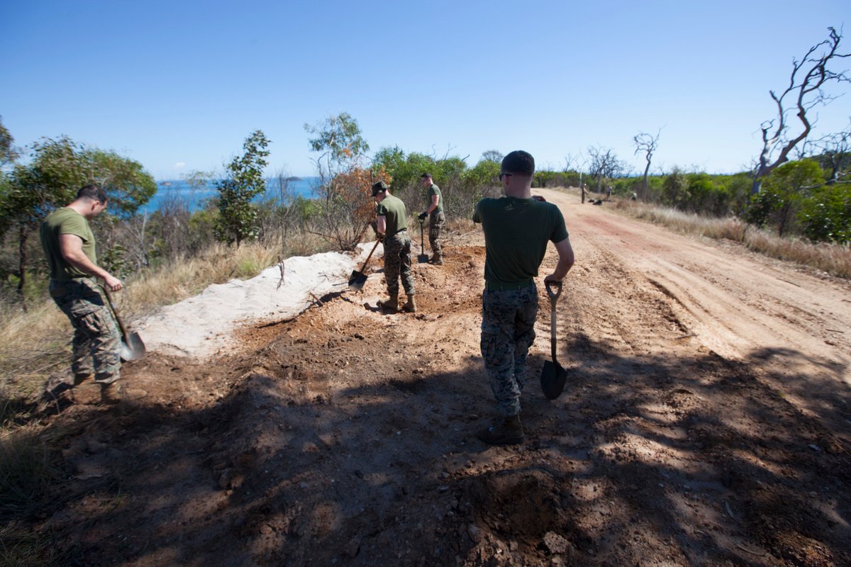 Marines with the 31st MEU fill in a ditch during a range cleanup in Shoalwater Bay Training Area, Queensland, Australia, July 24, 2019. The 31st MEU and Wasp Amphibious Ready Group are currently participating in Talisman Sabre 2019.
#LCE #31stMEU #Australia #TalismanSabre2019