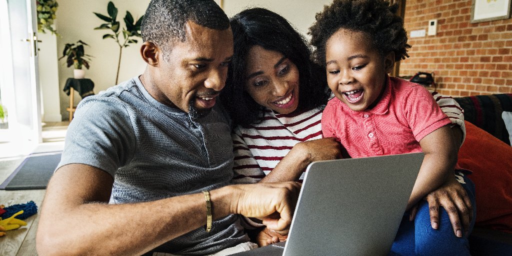 SG_informatica's tweet image. ☀️ Summer is kicking off and that means binge watching all your favorites shows with the whole family. With a PC powered by the new 9th Gen Intel Core processor never miss a second. Explore now.  sginformatica.com.ar