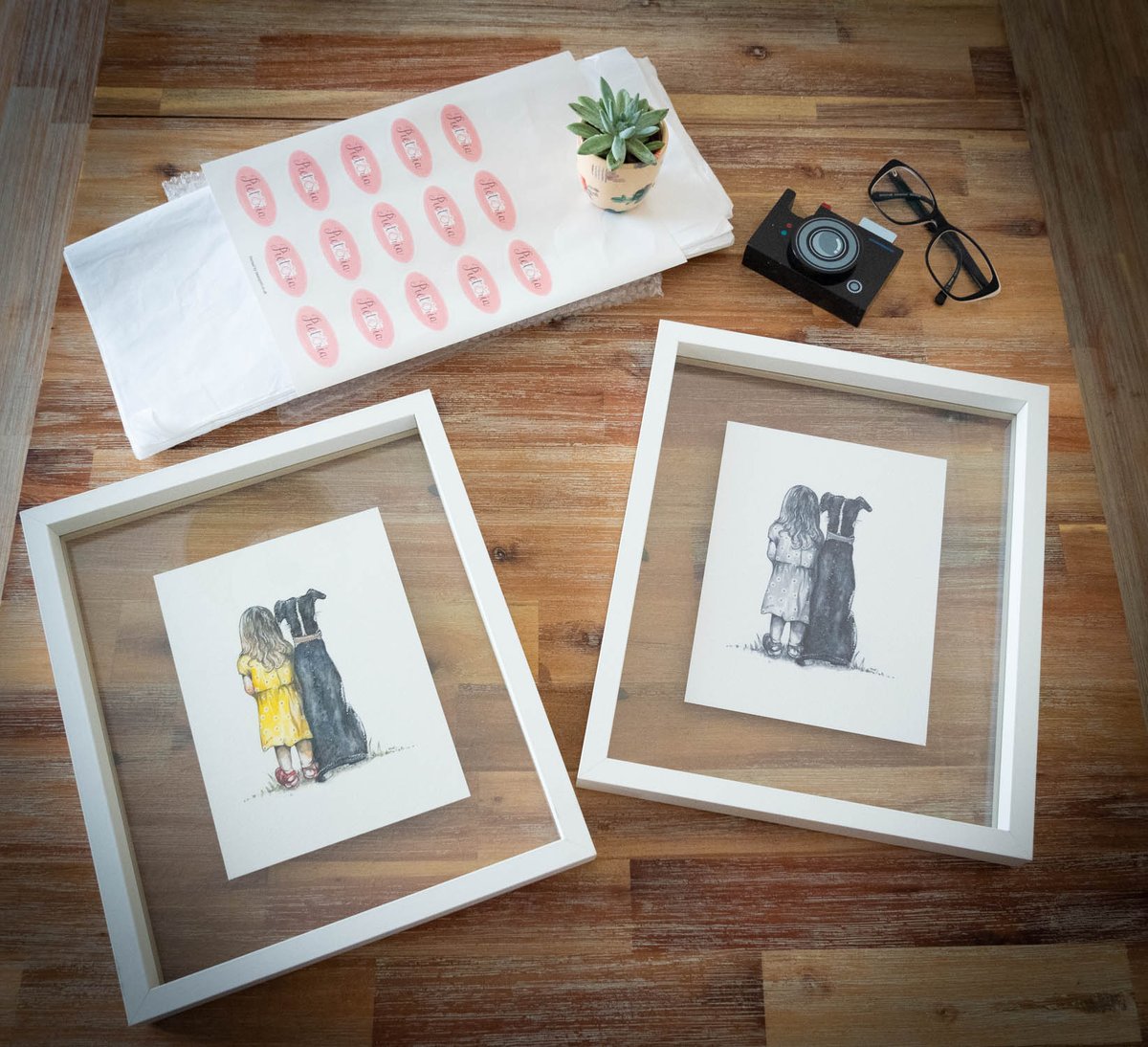 VicPictoria's tweet image. My latest commission client loved this picture so much she requested an additional B&amp;amp;W print framed to go with it - Result!
#customisedart #derbyshireartist #arttoorder
do YOU have an idea that you want to bring to life in art? Visit pictoriapictures.com &amp;amp; message me