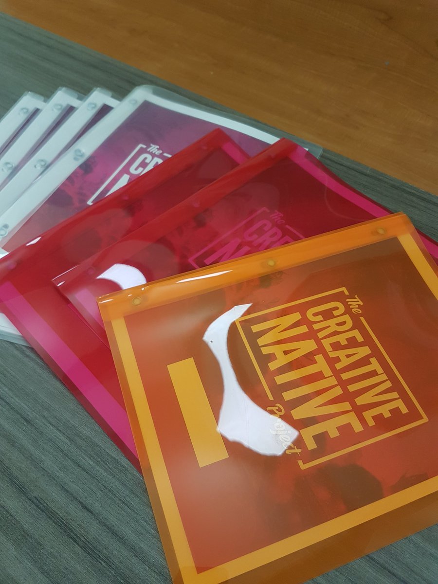 Our team of Youth had an awesome first meeting yesterday!! Next week they will dive in to Production Management and Artist Management!! 📋🎤🎸
#CreativeNativeSixNations #LiveProduction #IndigenousYouth <a href="/BuffySteMarie/">Buffy Sainte-Marie</a> @RyersonFCAD