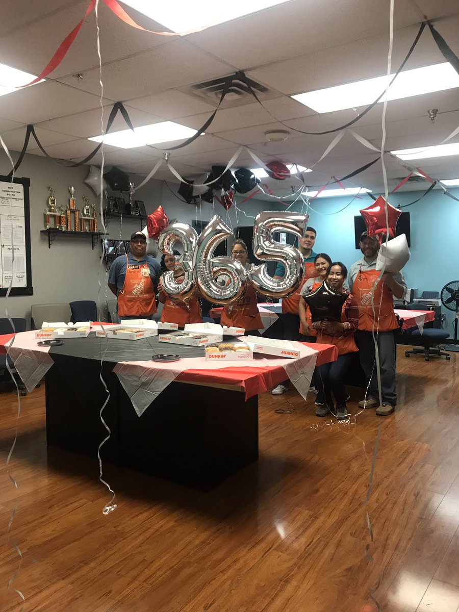 focus8523's tweet photo. Thank you 8523! 365 days safe!! Thank you for always working safe! 🙌🏻3️⃣6️⃣5️⃣⭐️ https://t.co/27MLS4UCFX