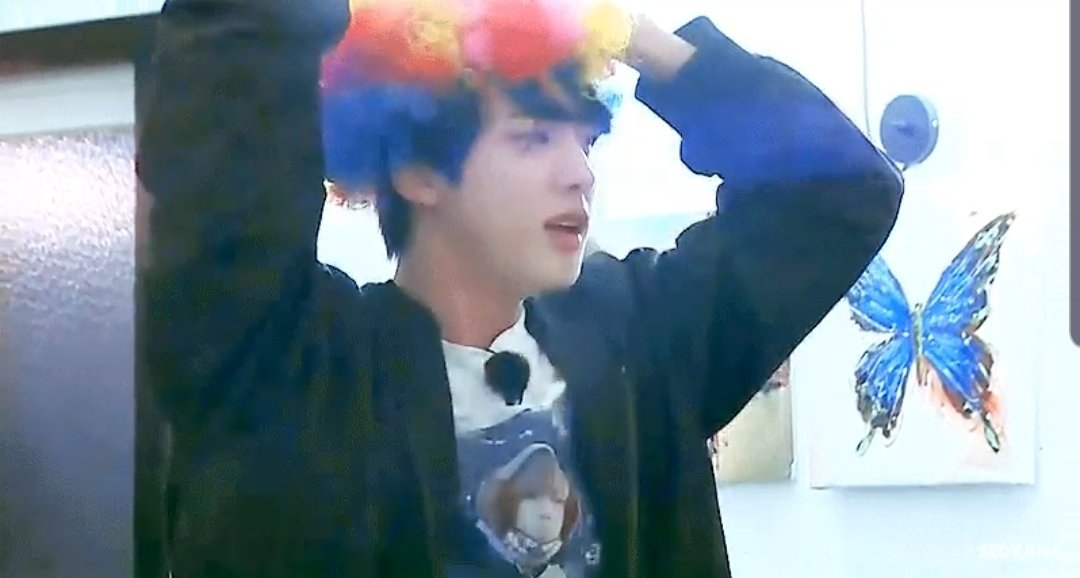 tinyseokjinnie's tweet photo. Seokjin has such a smol head things he put on his head keeps falling down so he has to hold them :< https://t.co/4eUOlhg2dH