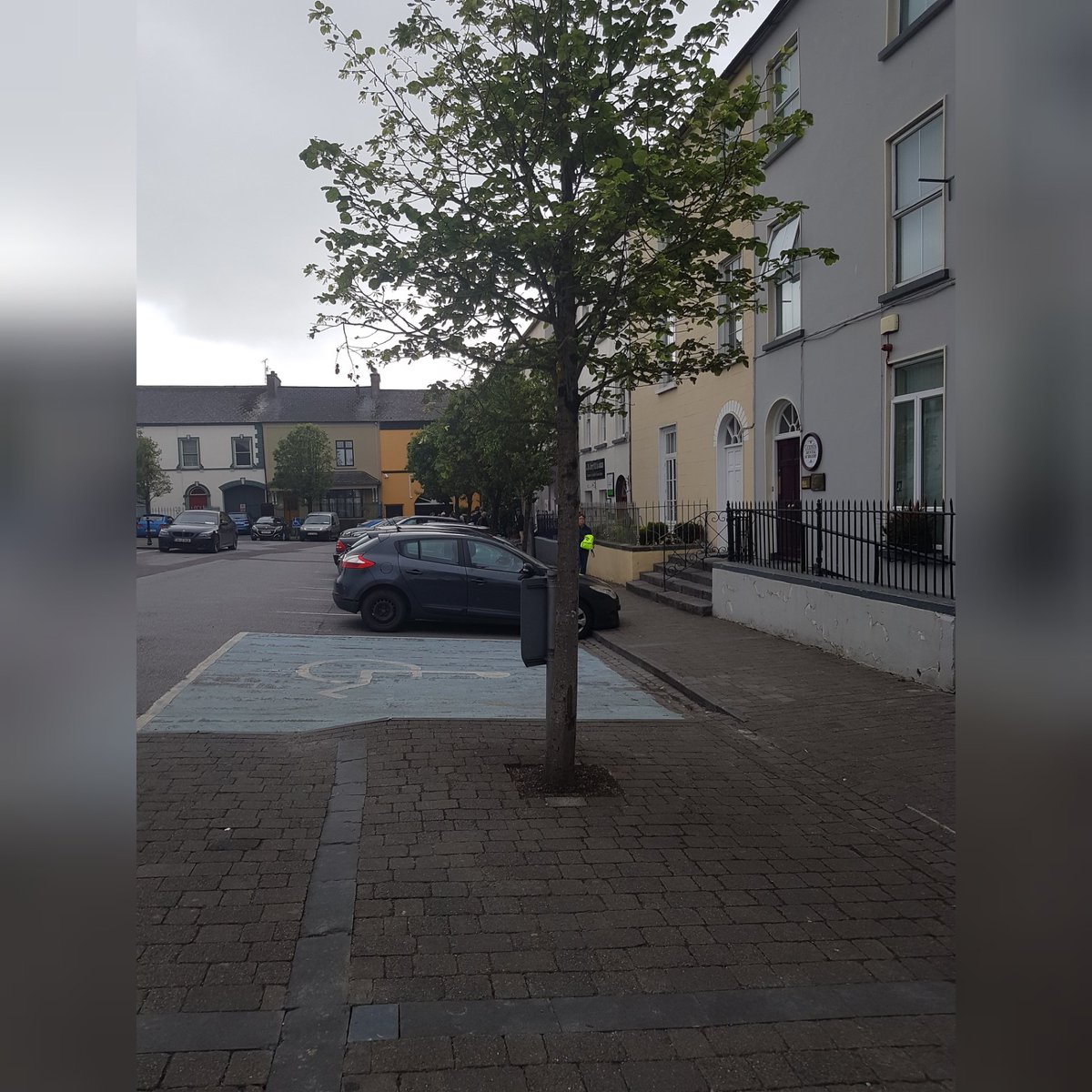 HelensRocks's tweet photo. This rock was placed outside the Listowel Arms Hotel, Listowel, Kerry, Ireland during Listowel Writer's Week 🇮🇪

https://t.co/xtL9Gndq9b 

https://t.co/cVtIyZfLsL

#HelensRocks #Travel #Elephant #InHerMemory #Cancer #Writer #ListowelWritersWeek #Listowel #Kerry #WritersWeek https://t.co/Qls1eTqNRn