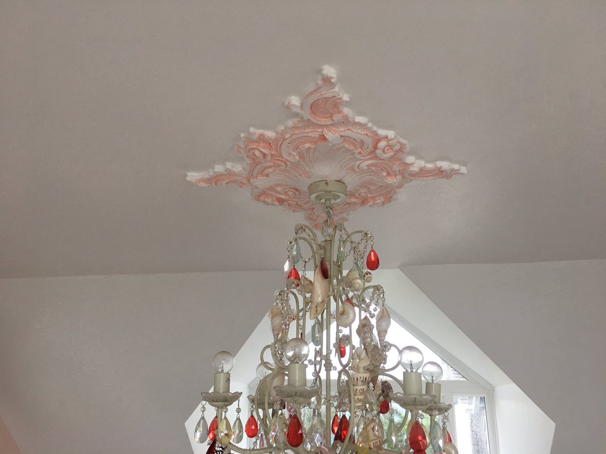 Bit of scumbel glaze and job done👍