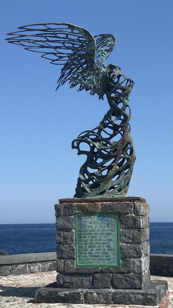 kenscarsinnh's tweet photo. Heading back to the main land #Itialy just a few more photos from #Sicily https://t.co/e761CEOiSz