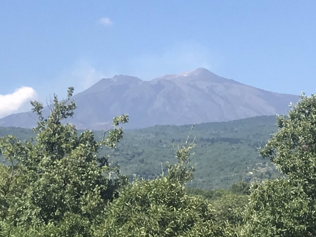 kenscarsinnh's tweet photo. Heading back to the main land #Itialy just a few more photos from #Sicily https://t.co/e761CEOiSz