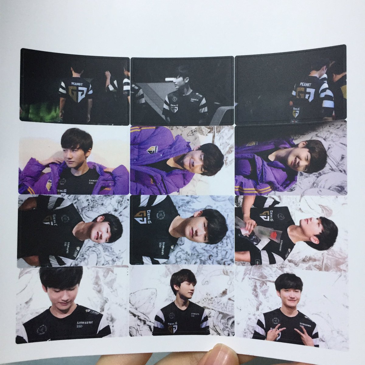 LIUM_PHOTO's tweet photo. 소량이지만 그동안 찍은 사진 몇개 골라 스티커 제작을 했습니다. 선명하게 뽑히질 않아서 자세히 보면 엉망이지만 ㅎㅎ;; 27일 KT vs GenG전 치어풀 작성 테이블에 둘 예정입니다. 경기 시작전에 반 1세트 끝나고 반씩해서 둘 생각이고 수량이 많지않으니 조금씩만 가져가주세요~ https://t.co/jpQ3q38x7I