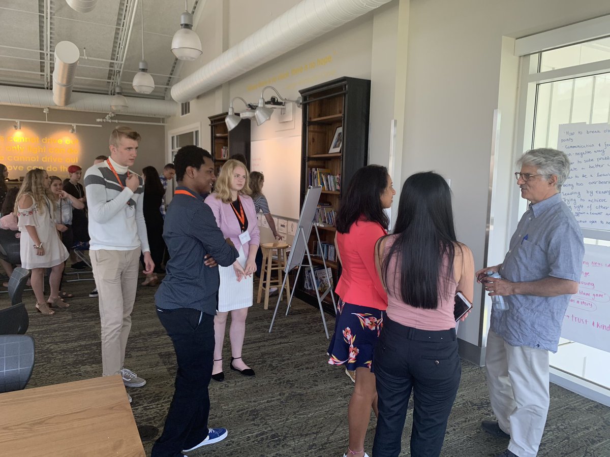 JDLead's tweet image. A line of follow up for @ArtieIsaac after an amazing idea generation workshop @COLA_lead !  Thanks for coming Artie!!  #colapop #cola2019