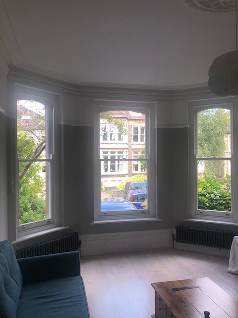 MP_Joinery's tweet photo. A recent manufacture and installation, where our company replaced the existing single glazed sashes, with purpose made double glazed sashes, and renovated the existing box frame bay windows.
All new and existing joinery being painted to a finish both internally and externally. https://t.co/h6DzZCFwKS