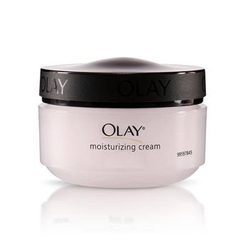 LivoniaBJs's tweet photo. After our 5th win in a row last night beating the Cubs 7-4, the BJ’s were offered a sponsorship opportunity with famous moisturizer brand Olay because they couldn’t help but notice the boys are feelin hot hot hot. https://t.co/xCsQ7StVja