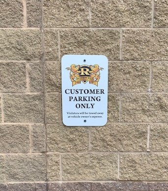 SARKenosha's tweet photo. Whether you need custom or standard parking signs, we've got you covered! #parkingsigns #customsigns #signarama #customerparkingonly #reservedparking https://t.co/Y2UcnqYLmS