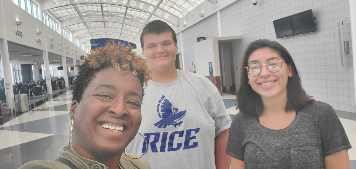 SBYTF's tweet photo. SBYTF excited to represent our city at the 2019 Mayor's National Youth Summit in Los Angeles! @usmayors https://t.co/wkVpjiDdxU