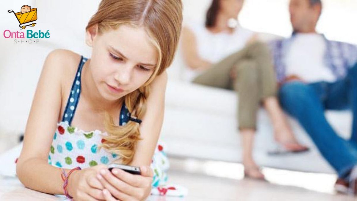 ontabebe_s's tweet photo. ¿Dejas que tus hijos jueguen con el móvil o la tablet?
¿Limitas su uso y supervisas a qué juegan?
Aquí te contamos por que no es bueno usar el celular como un chupete emocional.
https://t.co/J7aZRHz9tE https://t.co/cHN5ey88fv