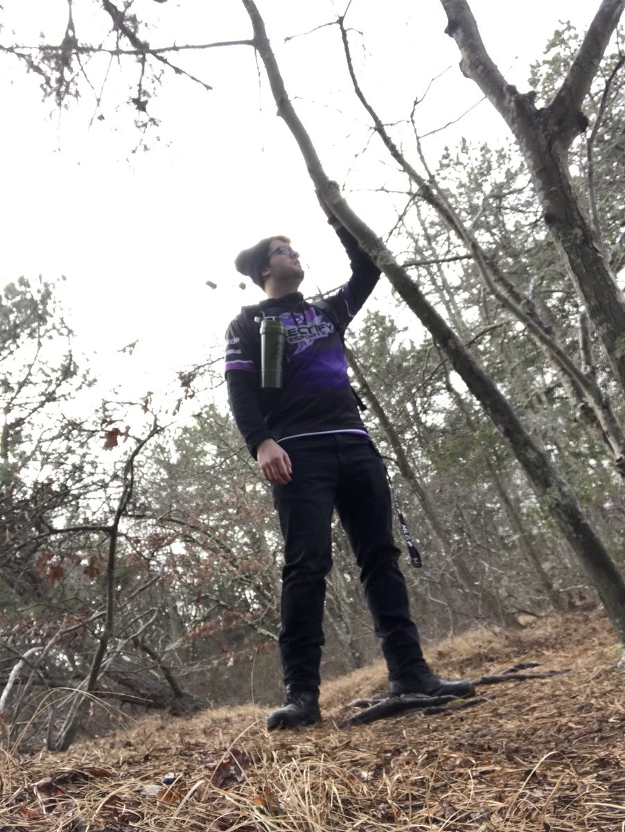 vengnc3's tweet photo. @CycloneCupLLC Add a carabiner and you can take them anywhere https://t.co/8dq9bWvRML