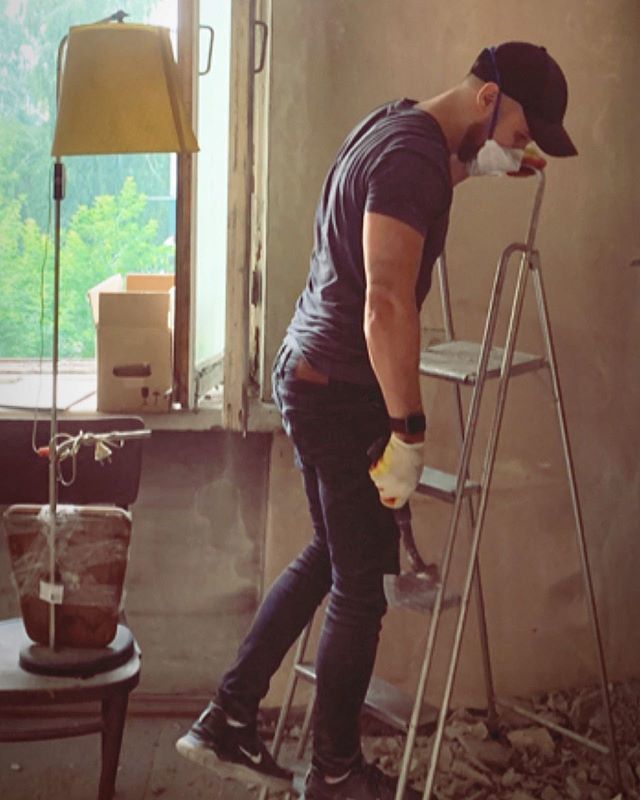 ImMichaelArk's tweet photo. While climbing the ladder of life don’t forget to bring along a helper...
.
.
.
.
.
#mensfashion #streetwear #love #outfit #instafashion #streetfashion #fashionblogger #photooftheday #picoftheday #hypebeast #instastyle #outfitoftheday #menswear #photogra… https://t.co/3ZO7DICwa7 https://t.co/d6iPp4js4k