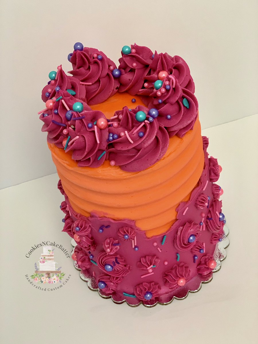 CakeBliss's tweet photo. These are some of my cakes Iโve done. Located in Owings Mills, MD. @SatinIce #cookiesncakebatter #cake #cakedecorating #fondant #buttercream #birthday #faultline #faultlinecakes #desserts #cakes #food #bake #baker #Maryland #foodporn #buttercreamcake #sweets #customcake https://t.co/0kt5b9ofk2