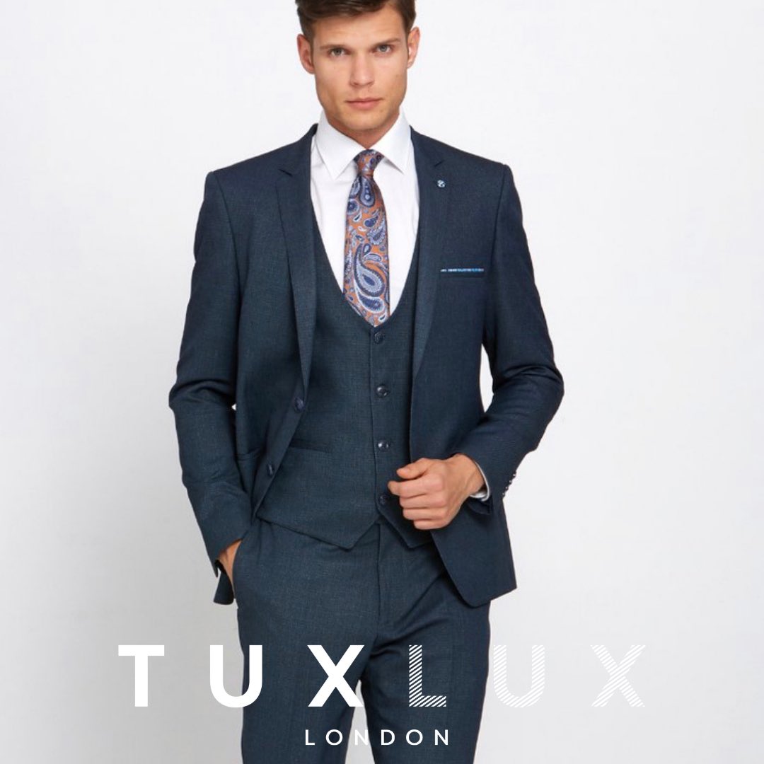 Put the focus on ‘Chic’ for your summer formalwear dress code. #menswear #millhill #formalwear