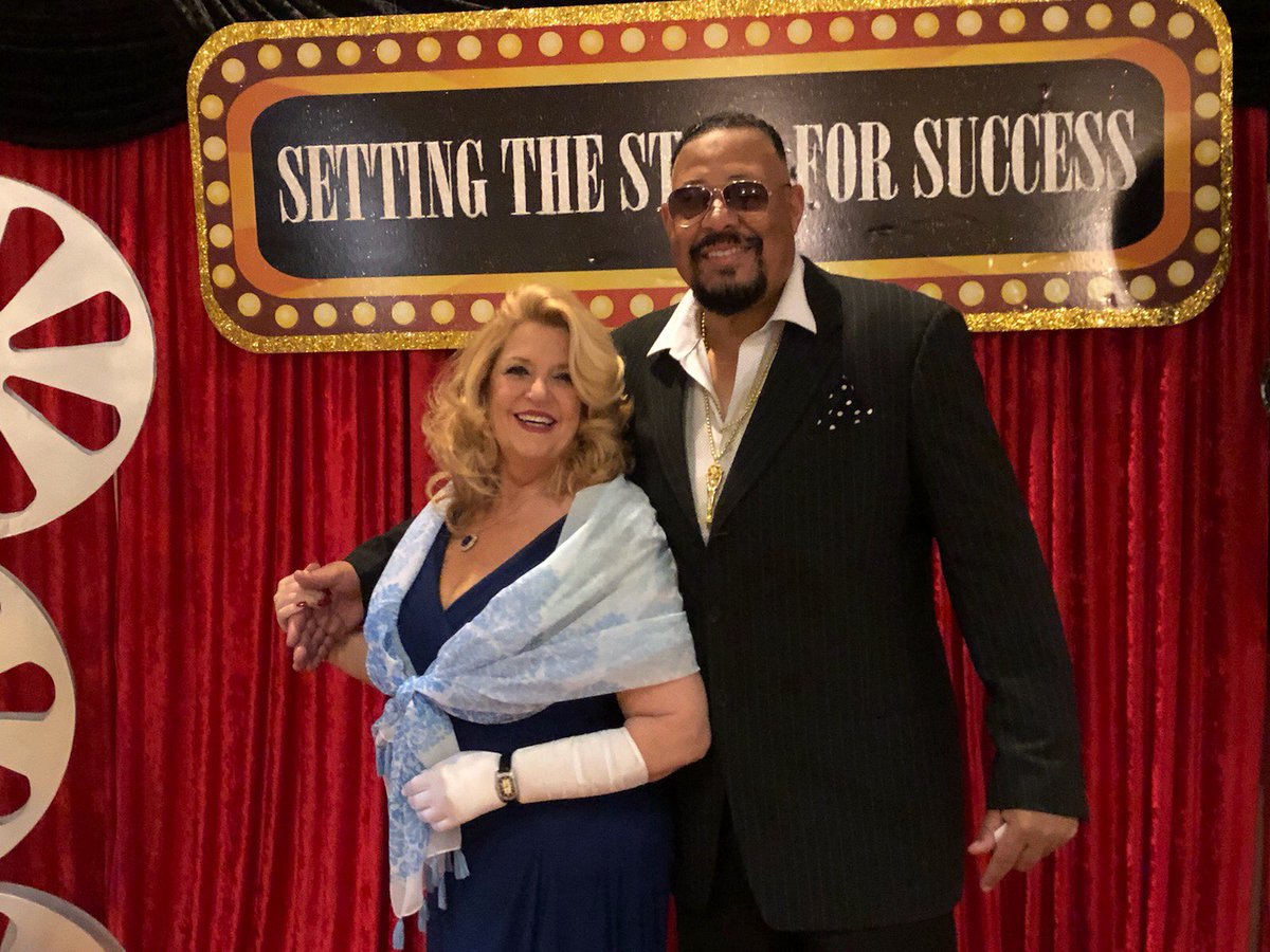 TheWellCon's tweet photo. Day 3 of the Wellness Conference "Golden Age" #SRSWC19 https://t.co/qq43GvlFdS