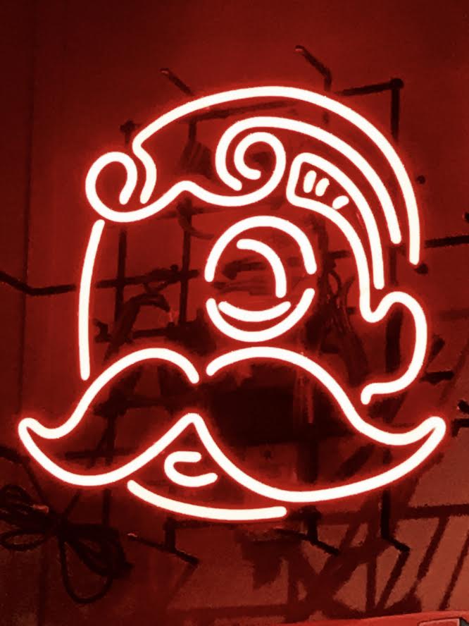 nachomamatowson's tweet photo. Did you know our favorite one-eyed mascot was born in 1933?
#whataguy #nattyboh #teamhubcap https://t.co/s5UNCWVOGJ