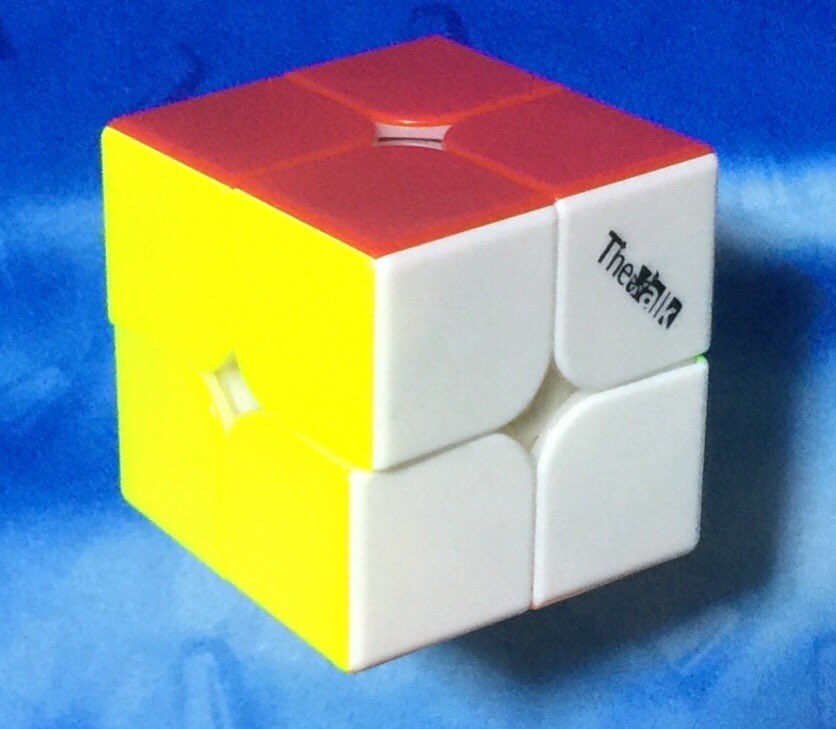 おばきい ルービックキューブ発売39周年の日はvalk 2 Mの旧日本配色化に挑戦 マグネット入りのため難易度はかなり高かった