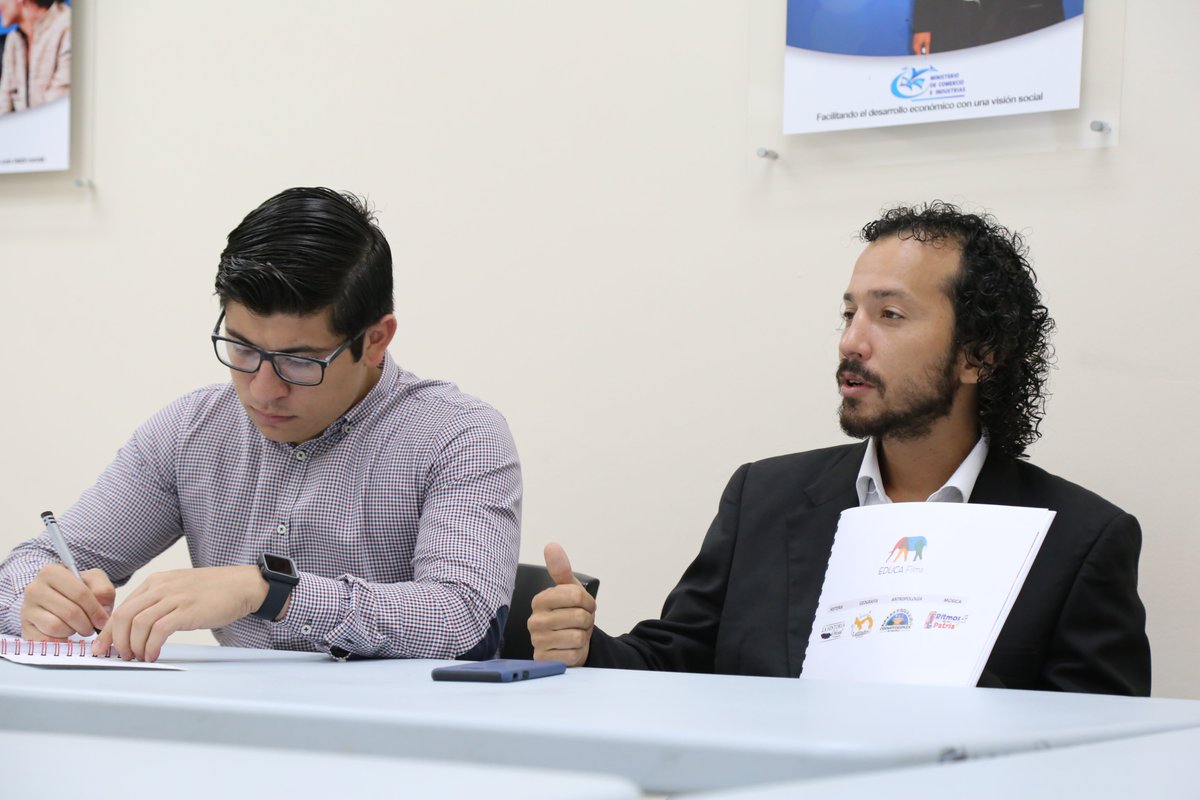 Conocimos el proyecto EDUCA Films por parte de <a href="/oeipanama/">OEI Panamá 🇵🇦</a> y @ganexa1980 que propone mejorar la educación, a través, de piezas audiovisuales con contenido educativo y cultural que serviría de guía para los docentes🎥 #UnidosLoHacemos