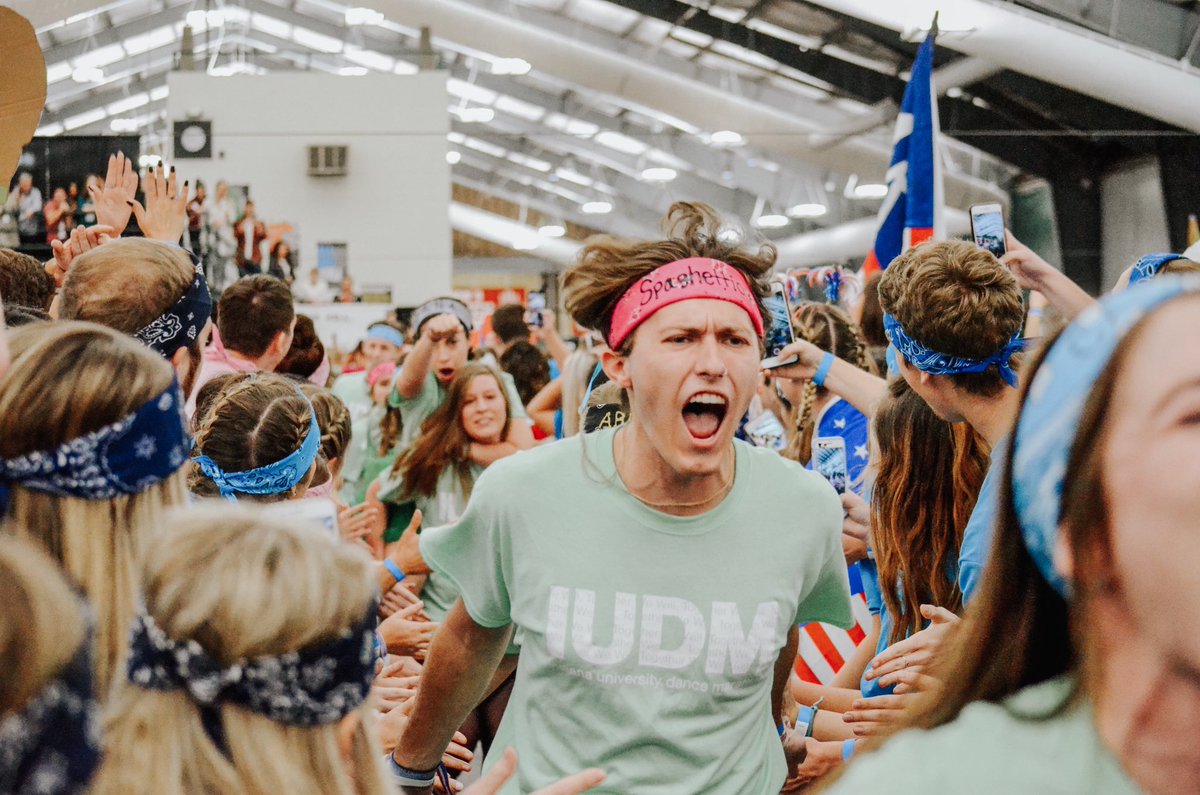 IUDM's tweet photo. We scream for #MiracleTreatDay! Today, all participating @DairyQueen locations will donate $1 to local @CMNHospitals for every Blizzard purchase!

Join in the celebration! #DM4MiracleTreatDay https://t.co/dyTtL5GmOc