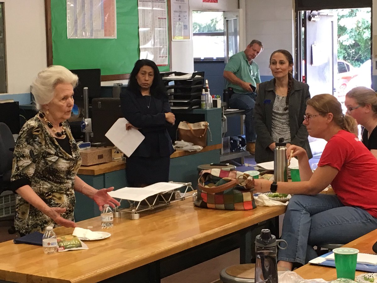 PeterMDimoulas's tweet photo. @nhmamfg #alloyengineering Pres Kris Lorch addressing #MMSTI educators regarding #WomenInSTEM #womenintech
#manufacturingworks!
@SCSUSTEMIL @CTTechHS @ccbroadbridge @nerdjenkins @CASherwood and more! https://t.co/BpXxo9lCup