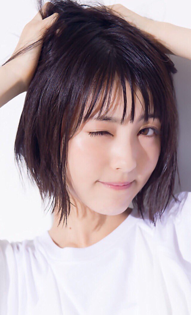 empty13660829's tweet photo. このの2枚の写真ほんとに可愛すぎ😍
#浜辺美波 #マガジン #かわいすぎて https://t.co/tMp2wd43EK