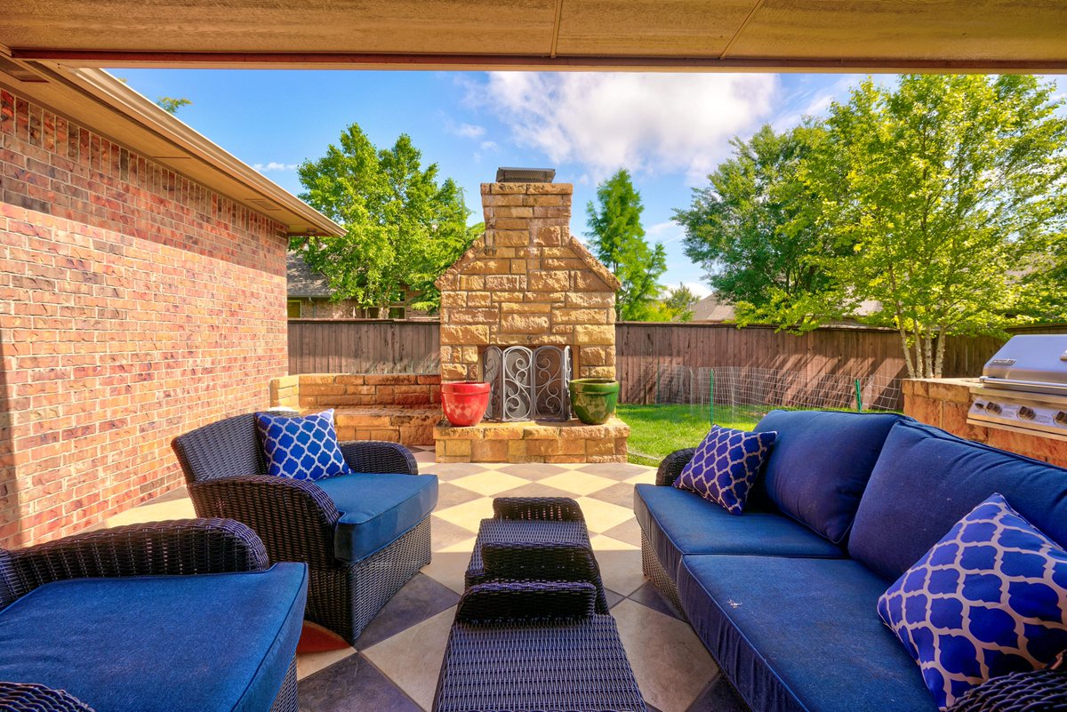 Downtown Edmond tweet media