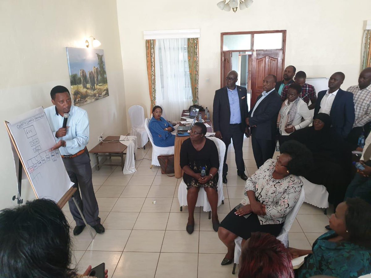 KenyaGovernors's tweet photo. CECs Incharge of Environment &amp; Natural Resource Management are undergoing training on climate change. Over 30 counties are In attendance as well as representatives from the National Government, GIZ, Adaptation Consortium as well as BRACED consultants. https://t.co/Swjer3VFqi