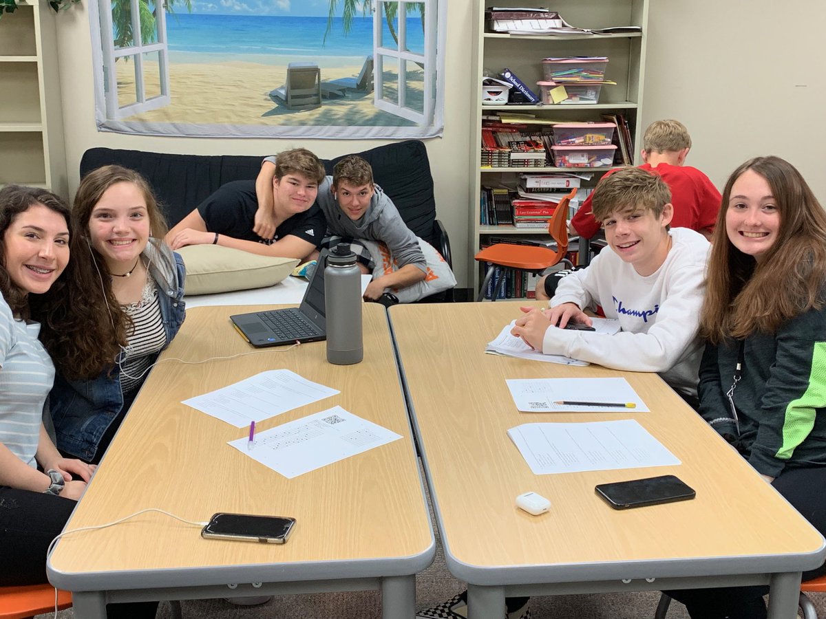 ljzspot's tweet photo. Can’t wait to see these crazy sophomores in a couple weeks! #V2Learning https://t.co/s42KojKz9u