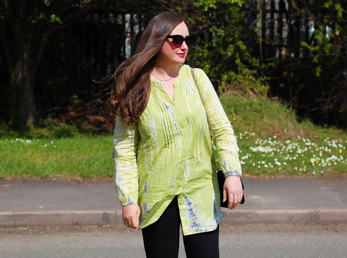 nomadsclothing's tweet photo. What could make you love our #vocado green tie dye shirt even more?
Finding it in the summer sale... >> https://t.co/zPkJbzZGXJ
#fairtrade https://t.co/WxzgKU4MVU