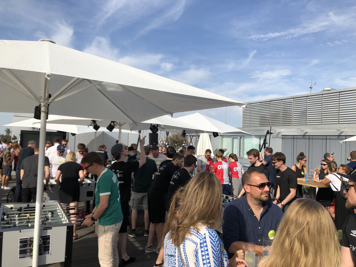 Das Warmspielen ist bei 34Grad fast unnötig. Freue mich mega auf den Start vom #newworkkick19