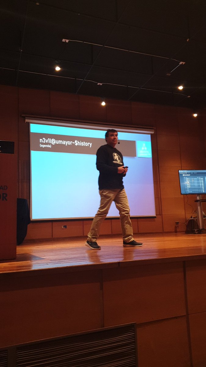 SombreroBlanc0's tweet photo. @n3v1l1 con su charla "El arte del cracking de password en ambientes corporativos" #SeminariodeSombrerosBlancos 
#SombreroBlanco https://t.co/IYFxRtiyeF