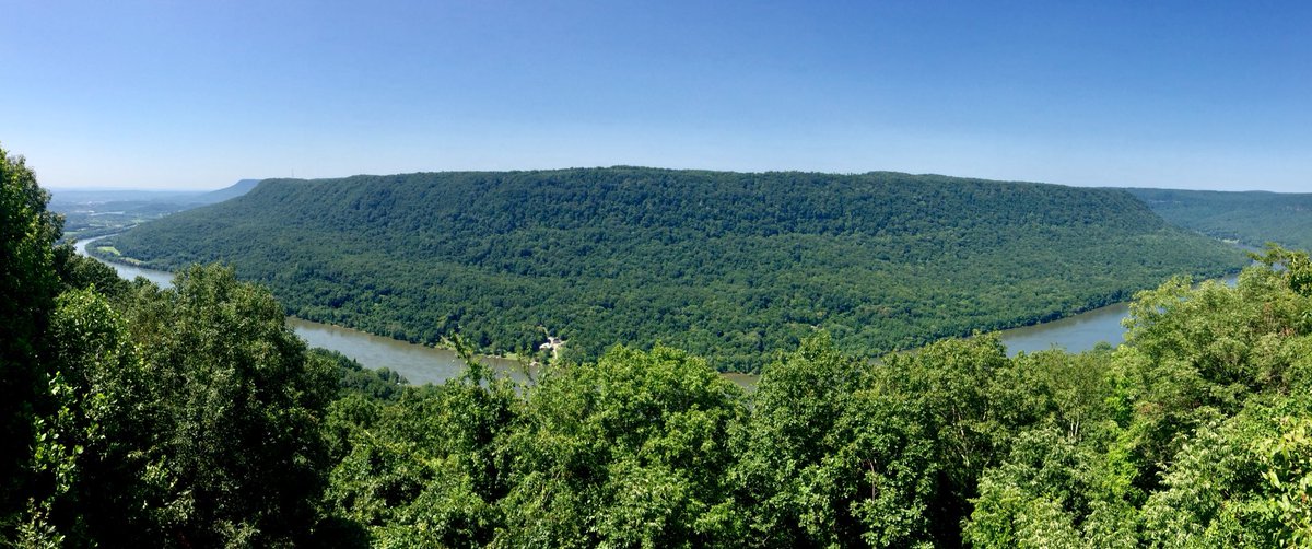 MartinInMontana's tweet photo. @WRCBweather it’s a beautiful day on top of the rock! #signalpoint #chattanooga https://t.co/UztF6xb8i4