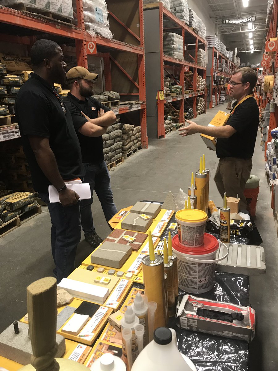 William_Green30's tweet photo. Great supplier walk with MET D301! Supervisors and associates excited to learn about #SikaProSelect products and bay standards @HomeDepot! Showed off great products for fun! #SikaQuickPatch #SikaPostFix https://t.co/nlyTMdMUYI