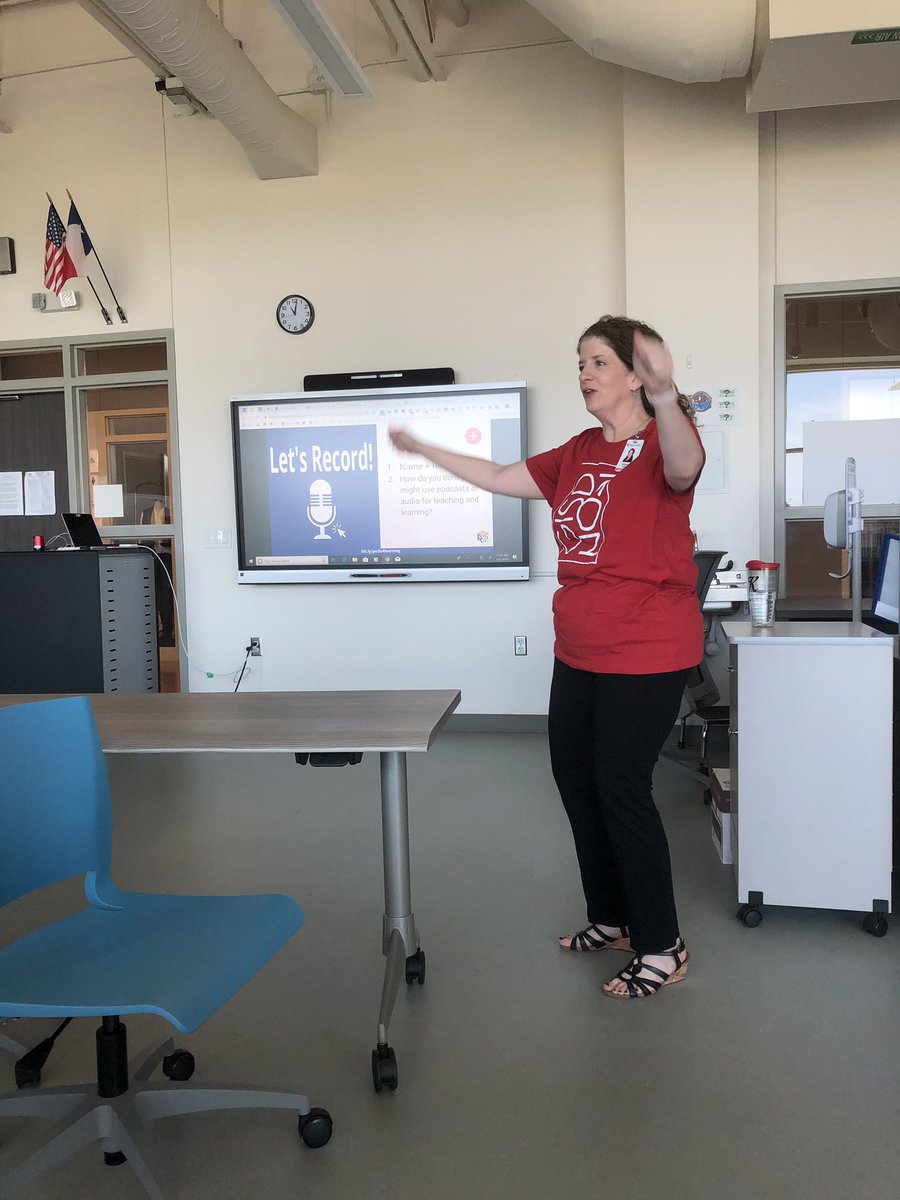 rna88's tweet photo. Podcasts at #GISDiCon https://t.co/8y8I70RLdb